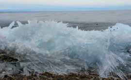 Fenomen rar întîlnit Valurile de gheaţă VIDEO