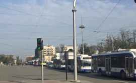 В столице образовалась километровая пробка изза троллейбуса