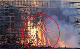 Figura lui Iisus observată în flăcările de la Notre Dame
