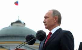 Putin ia adresat un mesaj de felicitare lui Igor Dodon