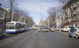 Străzile pe care mîine circulaţia transportului public va fi interzisă