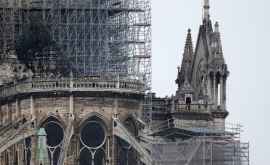 Catedrala NotreDame din Paris Un ultimatum pentru Bătrîna Europă
