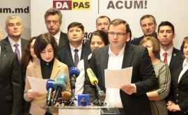 Blocul ACUM pregătit să sprijine două inițiative de la PSRM