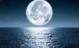Луна постепенно уменьшается Как это объясняют ученые