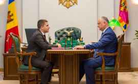 Dodon în discuții cu președintele raionului Basarabeasca