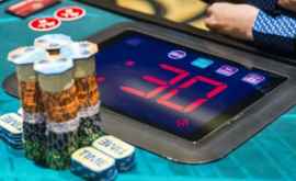 Un american vrea să joace poker 120 de ore fără întrerupere