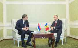 Додон пригласил в Молдову президента Сербии
