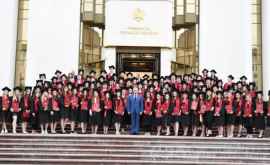 Peste 250 de absolvenți din toată Moldova au primit Diploma de Onoare a Președintelui 