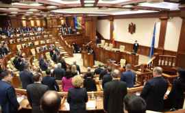 Parlamentul a aprobat demisia a cinci deputați