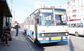 Vîrsta medie a autobuzelor care circulă pe străzile capitalei este de peste 16 ani