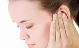 Zgomotele în urechi numite un semn de boală gravă