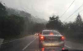 Avertizările INP pentru șoferi Ploaie puternică și vizibilitate scăzută
