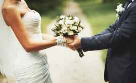 Date curioase La ce vîrstă se căsătoresc moldovenii