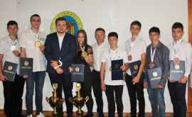 Zece sportivi moldoveni au obținut medalii la Campionatul de Kickboxing din Ungaria
