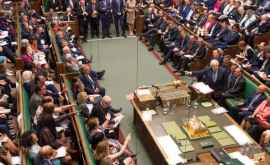 Британский парламент приостанавливает работу на 5 недель
