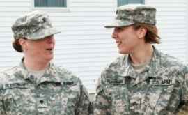 Povestea surorilor din armata Statelor Unite