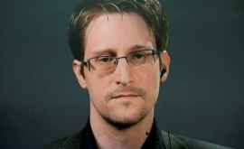 Franţa exclude în continuare săi acorde azil lui Edward Snowden