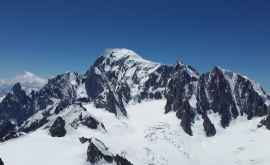 Mont Blanc Gheţar la un pas de prăbuşire