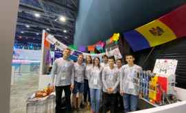 Aur pentru Moldova Echipa de robotică a adus trei medalii din Dubai