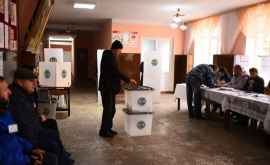 Как голосовали утром в городе Сынджерей