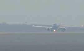 Густой туман перекроил расписание рейсов аэропорта Кишинева