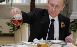 Путин отказался от чая и кофе в пользу алтайских трав