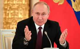 Financial Times включила Путина в список знаковых фигур десятилетия
