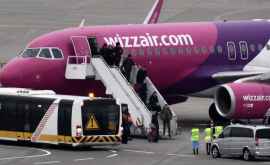  Pasagerii unei curse WizzAir evacuați în urma unei alerte de incendiu