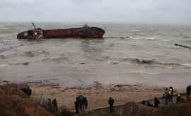 Catastrofă ecologică la Odessa Vinovată sar face nava care circula sub pavilion moldovenesc