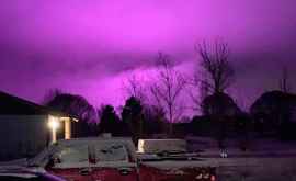 Необычное явление в Аризоне небо стало пурпурным