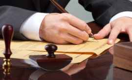 Vor fi anunțate schimbări la legea privind procedura notarială