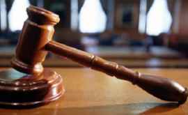Un fost procuror din Bălți condamnat la închisoare cu suspendare