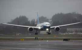 Un avion cu peste 100 de persoane a părăsit orașul Wuhan din China