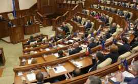 Componența nominală a unor comisii parlamentare permanente modificată
