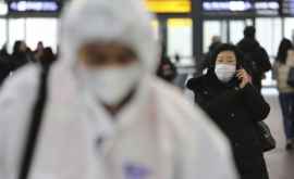 В Китае снизилось число заболевших коронавирусом 