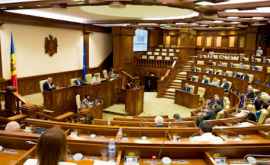 Coaliția CanduSanduȘor continuă să se susțină reciproc în Parlament
