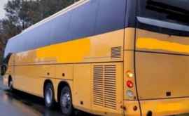 UPDATE Заблокированный в Германии автобус направляется домой