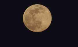Superluna Roz Imagini cu Luna rar întîlnită făcute publice