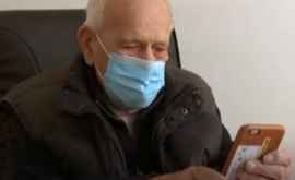 Un medic francez de 98 de ani continuă să trateze pacienții în plină pandemie