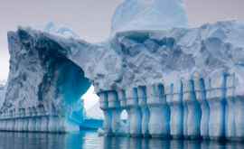 NASA 300 de miliarde de tone de gheață se topesc anual din Calota Glaciară