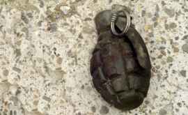 Un bărbat din Nisporeni a găsit o grenadă în beci