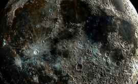 Un fotograf din California a reușit să facă cea mai clară imagine cu suprafața Lunii
