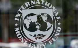 FMI Redresarea economiei în urma crizei globale va dura mult