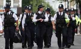 Un ofițer britanic a fost scos pe viață din Poliție Care e motivul