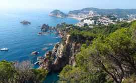 Spania îşi va deschide graniţele pentru turiştii străini începînd cu luna iulie