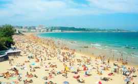 Испания открывает пляжи для туристов