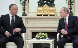 Додон планирует обсудить с Путиным кредит который ранее заблокировал КС