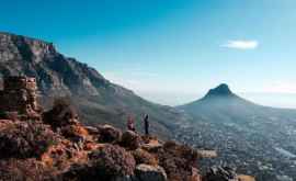 Africa de Sud va rămîne închisă turiștilor pînă în 2021