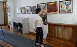 В Кишиневе открылась новая выставка картин