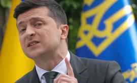 Уровень доверия граждан Украины к президенту Зеленскому падает